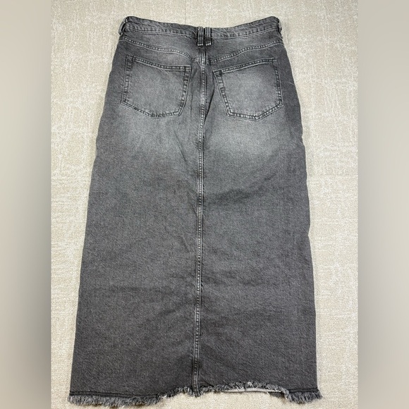 H&M Divded Black Wash V-Front Denim Boho Maxi Midi Skirt Womens Size 12 - Picture 5 of 5